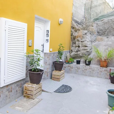 Charming In 80m² Mountain/sea View *